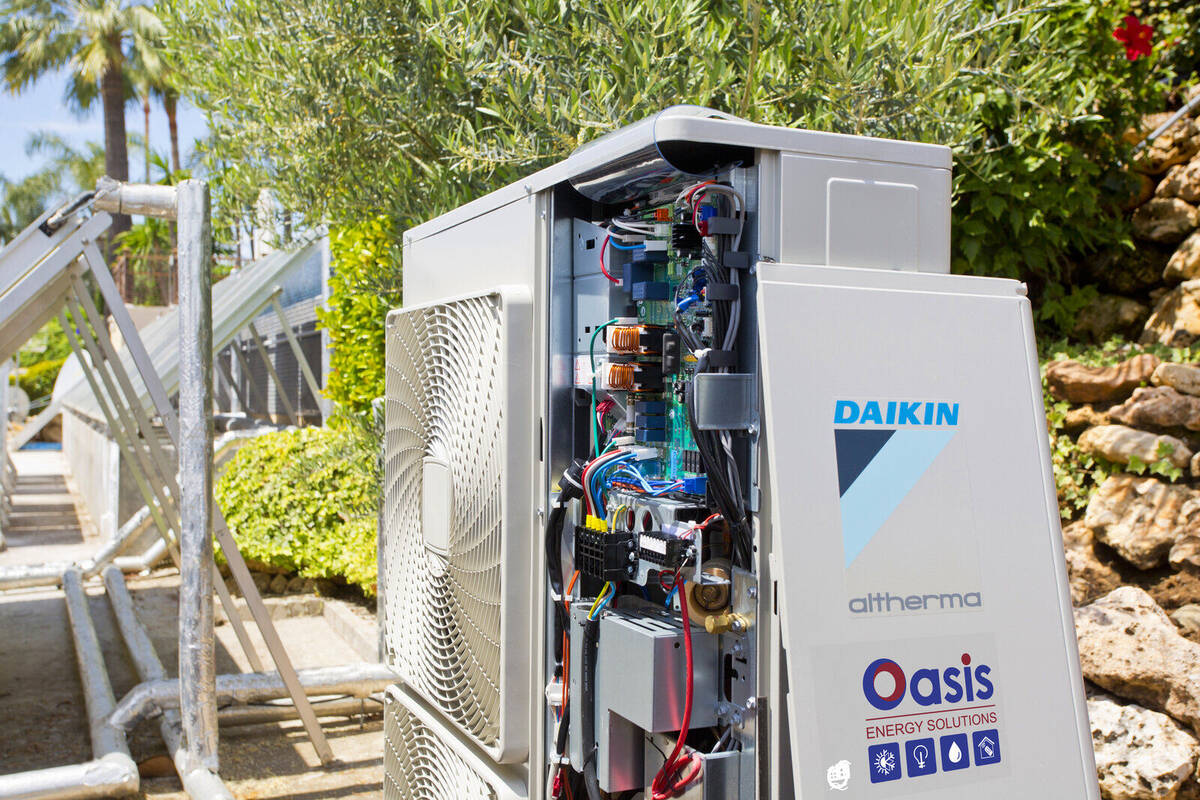 Heat pump heating system