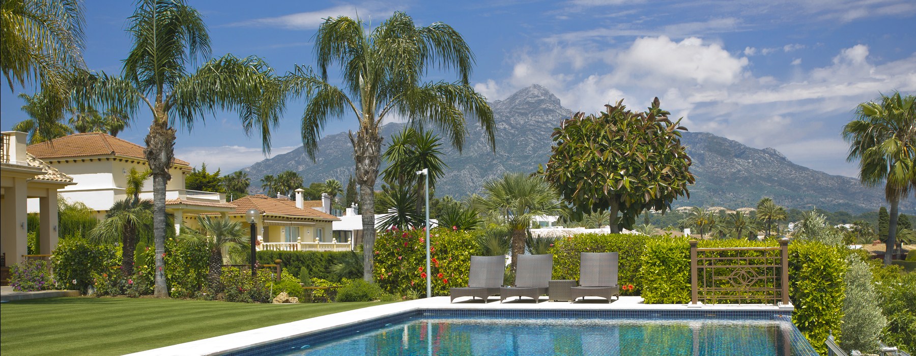 Swimming pool heating Marbella - Oasis Energy Solutions